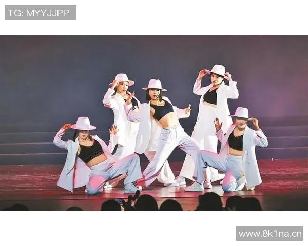 深圳街舞队的进攻策略分析与失误反思探讨 深圳街舞队的进攻策略分析与失误反思探讨